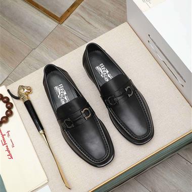 FERRAGAMO  2024新款男生休閒時尚鞋子