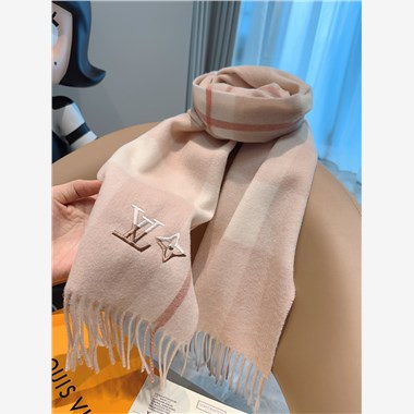 LOUIS VUITTON  2024秋冬新款時尚圍巾  尺寸：185-30