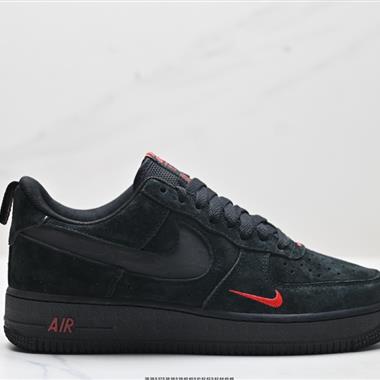 NIKE AIR FORCE 1‘07