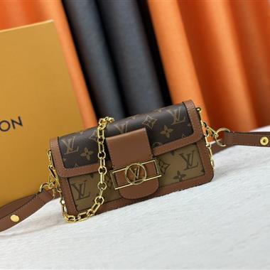 LOUIS VUITTON   2025新款女生時尚包包 尺寸：21 x 12 x 5CM