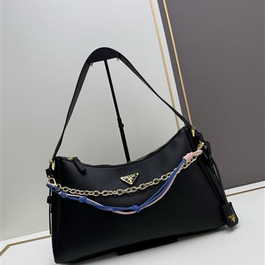 PRADA   2025新款女生時尚包包 尺寸：39x23x8CM