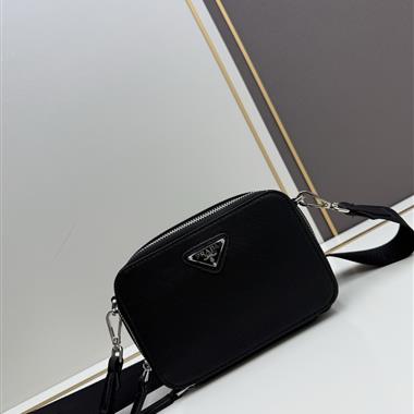 PRADA   2025新款女生時尚包包 尺寸：18x12x6CM