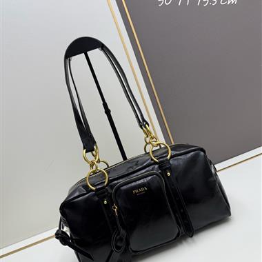 PRADA   2025新款女生時尚包包 尺寸：30*14*13.5CM