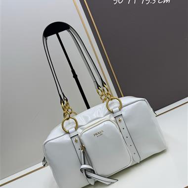 PRADA   2025新款女生時尚包包 尺寸：30*14*13.5CM