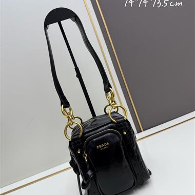 PRADA   2025新款女生時尚包包 尺寸：14*14*13.5CM