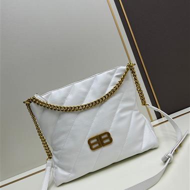 BALENCIAGA   2025新款女生時尚包包 尺寸：28x23x11CM