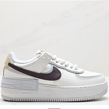 NIKE WMNS Air Force 1 Shadow