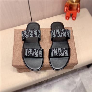 DIOR   2025新款男生休閒時尚鞋子