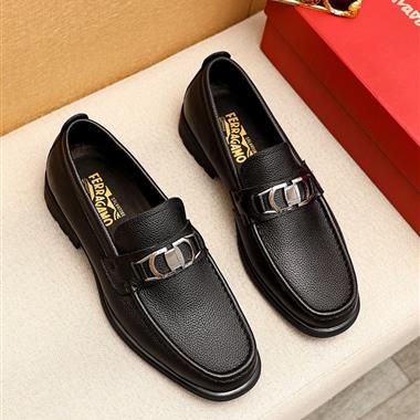 Ferragamo   2025新款男生休閒時尚鞋子