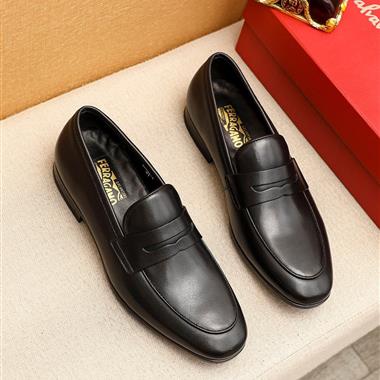 Ferragamo   2025新款男生休閒時尚鞋子