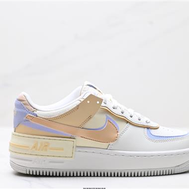 NIKE WMNS Air Force 1 Shadow