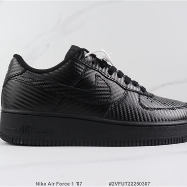 Nike Air Force 1 ′07 空軍一號低幫板鞋 