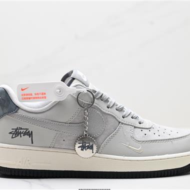 NIKE AIR FORCE 1‘07 LV8