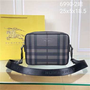 BURBERRY   2025新款男生時尚包包 尺寸：25x5x18.5CM