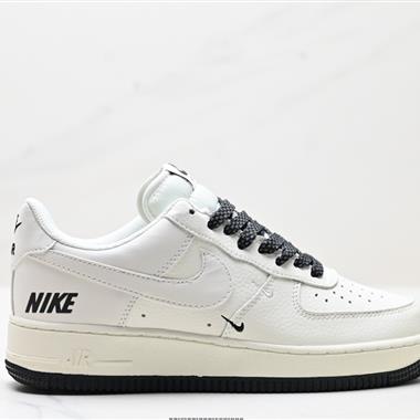 NIKE AIR FORCE 1‘07 LV8