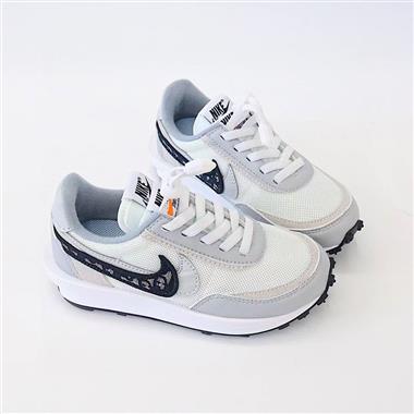 NIKE × Sacai 雙勾解構童鞋