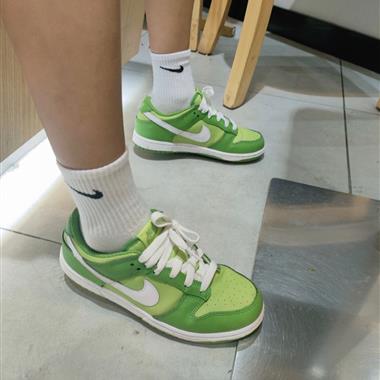 NIKE SB 低幫兒童板鞋