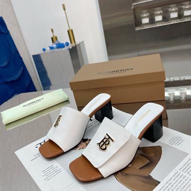 BURBERRY   2025新款女生休閒時尚鞋子