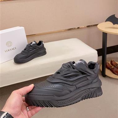 VERSACE   2025新款男生休閒時尚鞋子