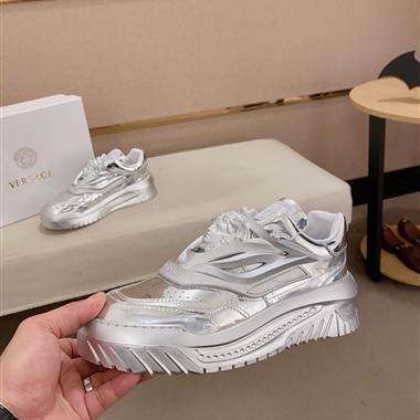 VERSACE   2025新款男生休閒時尚鞋子