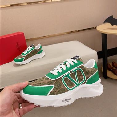 Valentino   2025新款男生休閒時尚鞋子