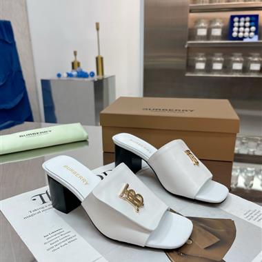 BURBERRY   2025新款女生休閒時尚鞋子