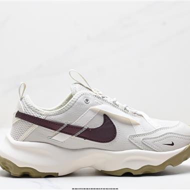 NIKE TC 7900 新款老爹鞋