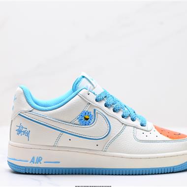 NIKE AIR FORCE 1‘07