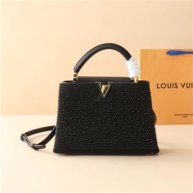 LOUIS VUITTON  2025新款女生時尚包包 尺寸：27*17CM
