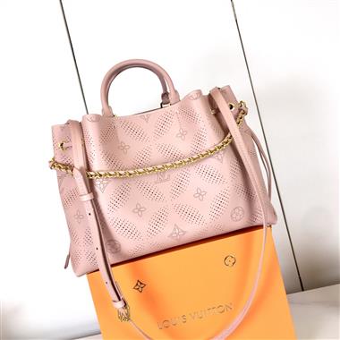 LOUIS VUITTON   2025新款女生時尚包包 尺寸：32*23*13CM