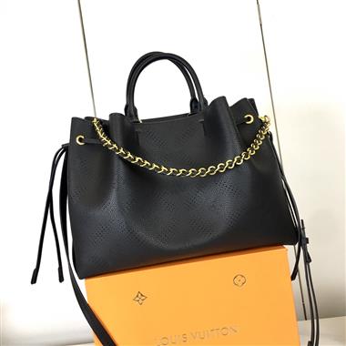 LOUIS VUITTON   2025新款女生時尚包包 尺寸：32*23*13CM
