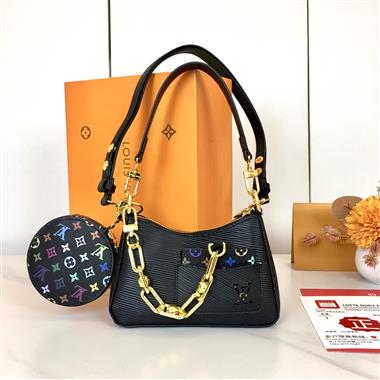 LOUIS VUITTON   2025新款女生時尚包包  尺寸：19x13.5x6.5CM