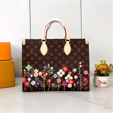 LOUIS VUITTON   2025新款女生時尚包包  尺寸：34x26x13CM