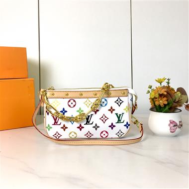 LOUIS VUITTON   2025新款女生時尚包包  尺寸：22x13x4CM
