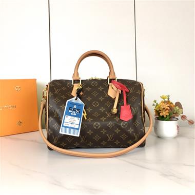 LOUIS VUITTON  2025新款女生時尚包包 尺寸：30x21x17CM