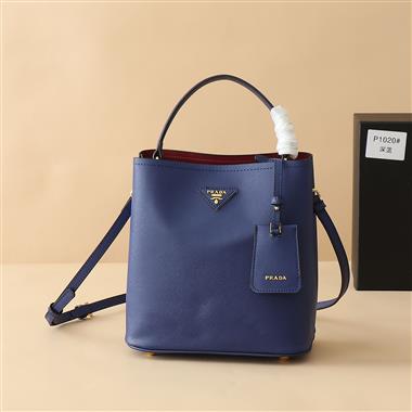 PRADA   2025新款女生時尚包包 尺寸：23*23*13CM