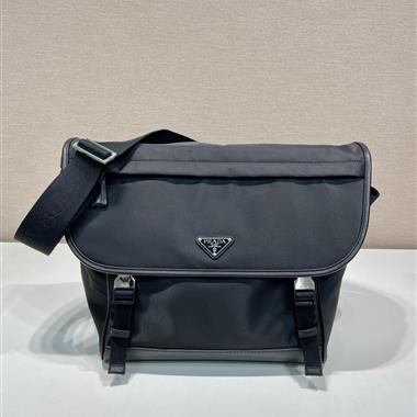 PRADA   2025新款男生時尚包包  尺寸：30*27.5*14.5CM