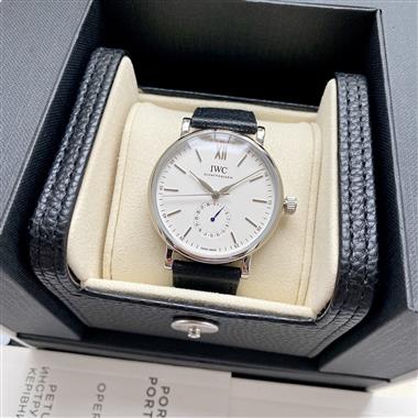 IWC    2025新款時尚休閒手錶 尺寸：39MM