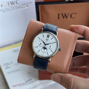 IWC   2025新款時尚休閒手錶 尺寸：40MM