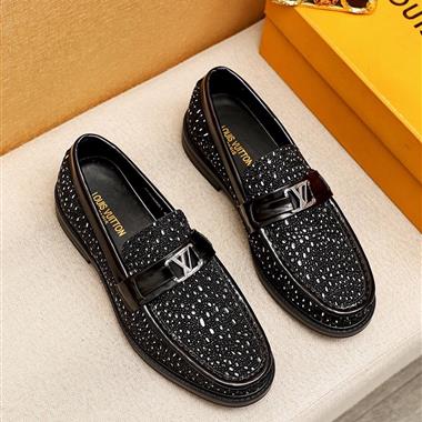 Louis Vuitton   2025新款男生休閒時尚鞋子