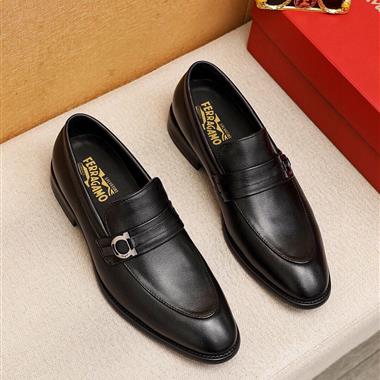 Ferragamo   2025新款男生休閒時尚鞋子