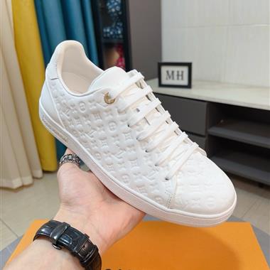 Louis Vuitton    2025新款男生休閒時尚鞋子