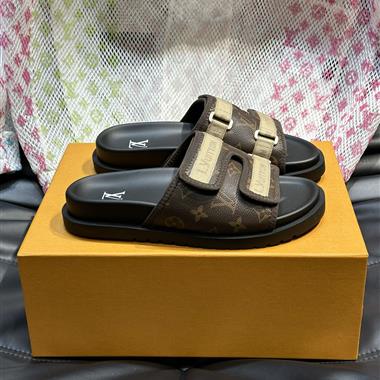 Louis Vuitton    2025新款男生休閒時尚鞋子