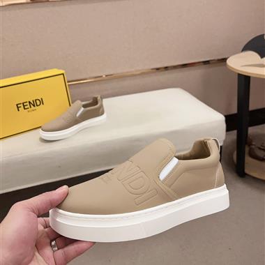 FENDI   2025新款男生休閒時尚鞋子