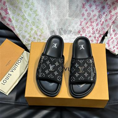 Louis Vuitton    2025新款男生休閒時尚鞋子