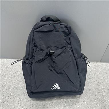 Adidas  2025新款時尚休閒包   尺寸：26*14.5*37CM