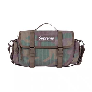 Supreme   2025新款時尚休閒包   尺寸：27*19*6CM