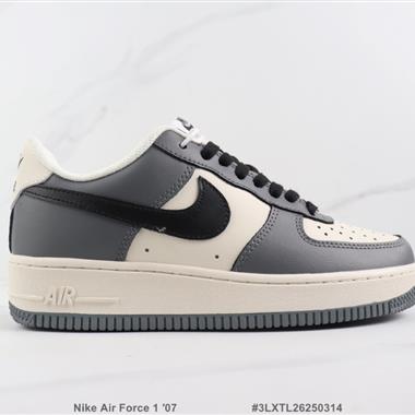 Nike Air Force 1 ′07 空軍一號低幫板鞋