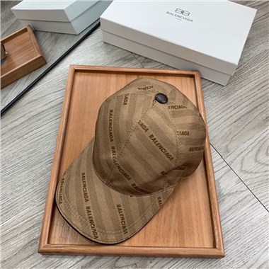 Balenciaga  2025新款時尚帽子