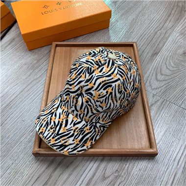 LOUISVUITTON  2025新款時尚帽子